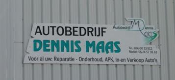 De gevel aan de Ambachtlaan met het bedrijfsbord